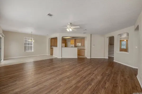 607 Mesa Loop, San Antonio, TX 78258