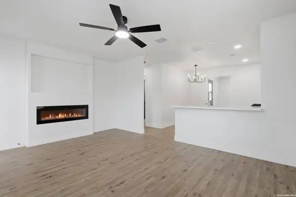 1102 Jewett, San Antonio, TX 78237