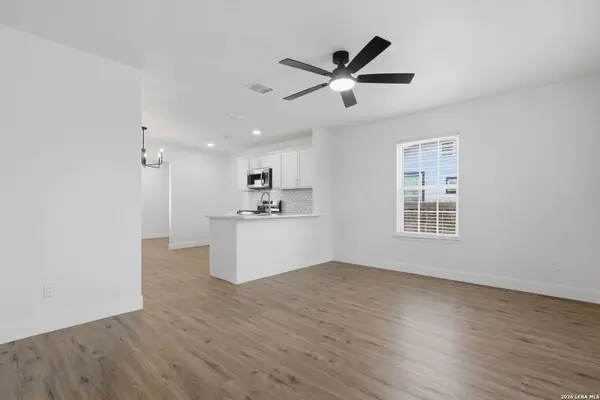 1102 Jewett, San Antonio, TX 78237