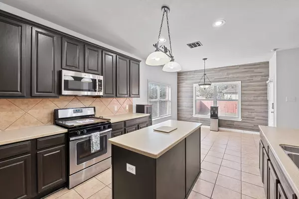 2415 Elkhorn Ranch RD, Leander, TX 78641