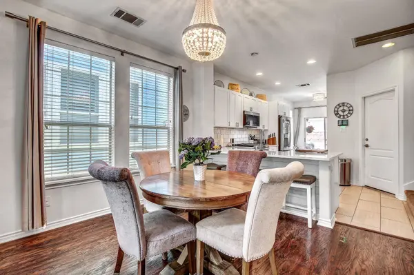 1616 Bridgeway DR, Austin, TX 78704