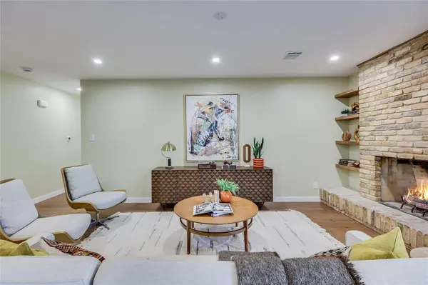 2504 Deerfoot TRL, Austin, TX 78704
