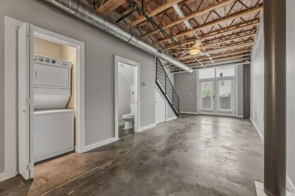 1305 E 6th ST #13, Austin, TX 78702