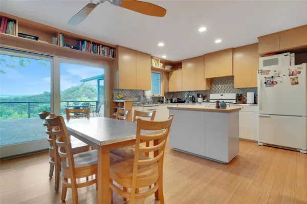3309 Westhill Dr. DR #B, Austin, TX 78704