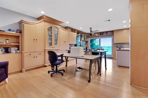 3309 Westhill Dr. DR #B, Austin, TX 78704