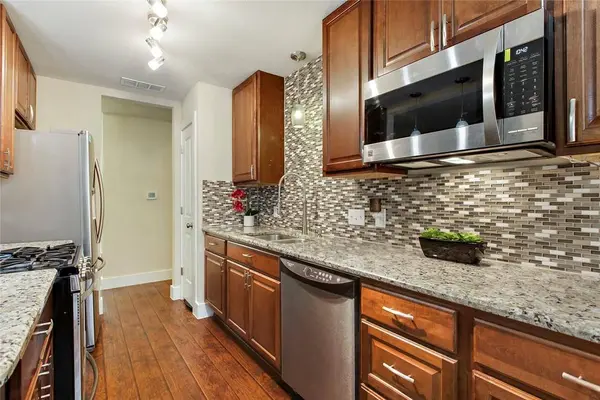 6101 Harwin LN, Austin, TX 78745
