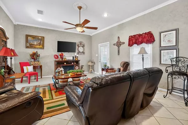 1303 Lynn Ave, Midland, TX 79705