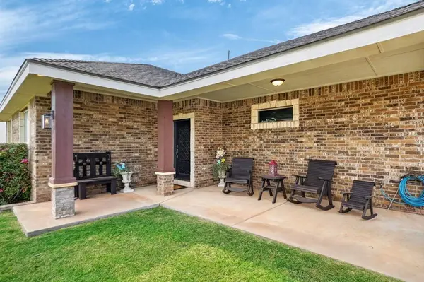 7404 County Rd 96, Midland, TX 79706