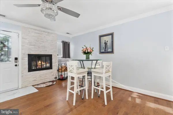 3948 WOODHUE PL #18, Alexandria, VA 22309