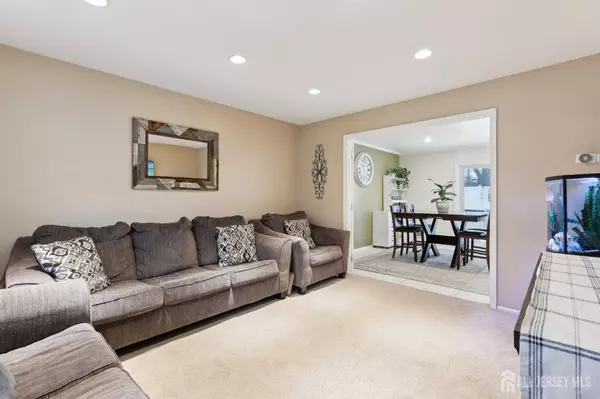 178 Milton AVE, Aberdeen, NJ 07721