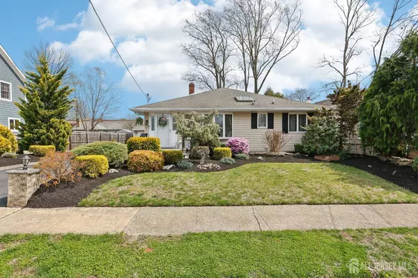 49 Hickory ST, Edison, NJ 08817