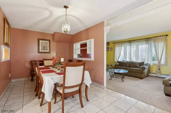 370 Rudolph Ave, Rahway City, NJ 07065