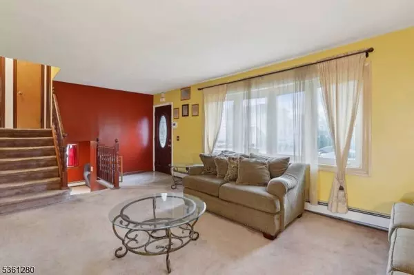 370 Rudolph Ave, Rahway City, NJ 07065