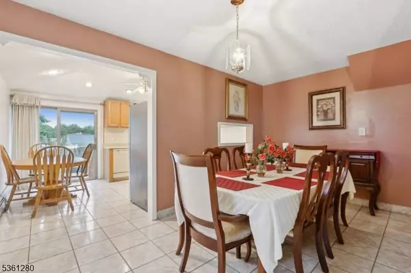 370 Rudolph Ave, Rahway City, NJ 07065