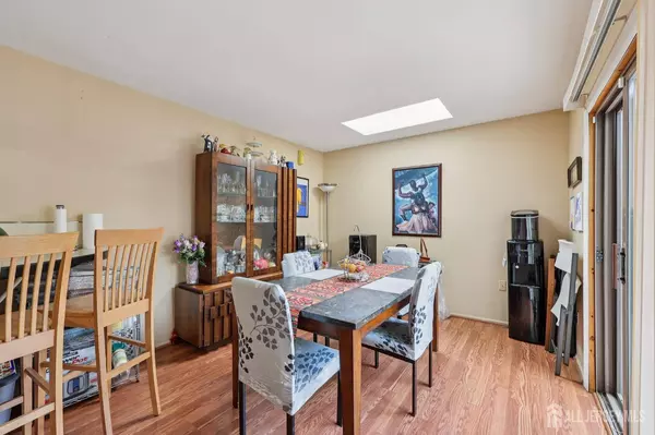 160 Goldmine LN, Old Bridge, NJ 08857