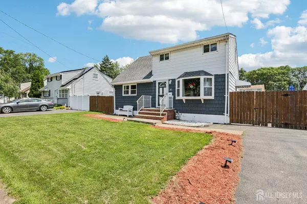 30 Clark PL, Avenel, NJ 07001
