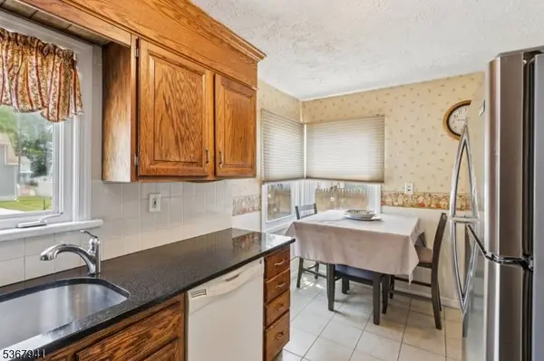 30 Clark Pl, Woodbridge Twp., NJ 07001