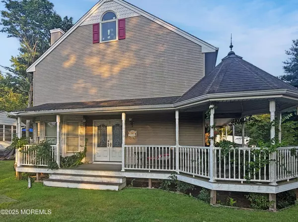 265 Middlesex Avenue, Metuchen, NJ 08840