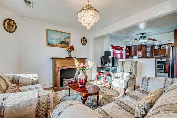 651 W Lincoln AVE W, Rahway, NJ 07065