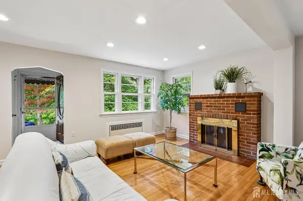 37 Davidson Mill RD, South Brunswick, NJ 08902