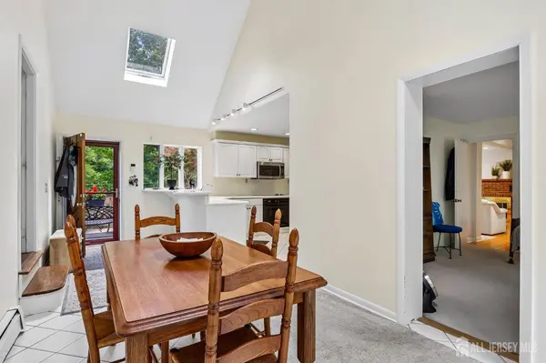 37 Davidson Mill RD, South Brunswick, NJ 08902