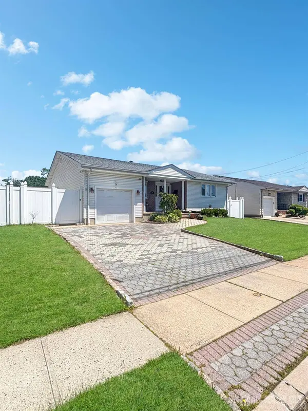 50 Preston RD, Colonia, NJ 07067