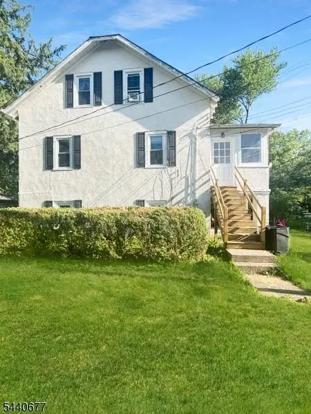 63 Poplar Dr, Long Hill Twp., NJ 07980
