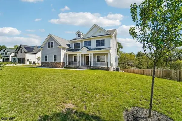 11 Scarlet Dr, Piscataway Twp., NJ 08854