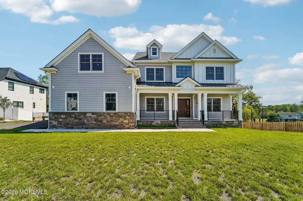 11 Scarlet Drive, Piscataway, NJ 08854
