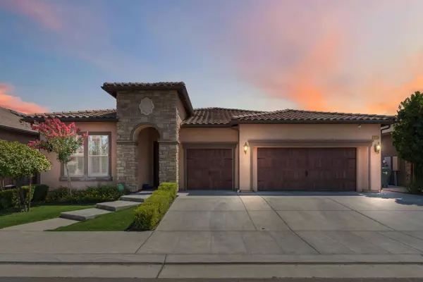 6123 E Providence AVE, Fresno, CA 93727