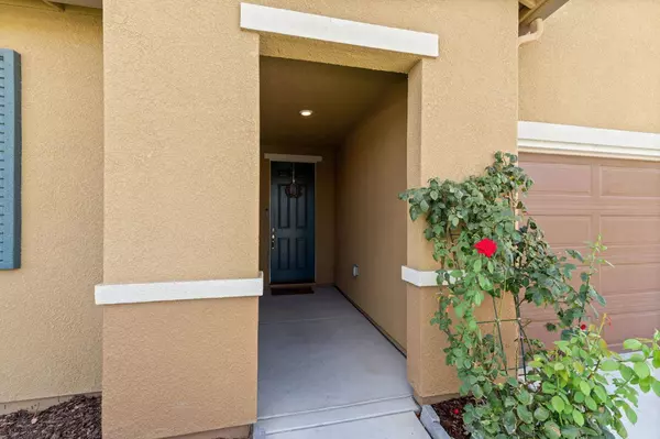 6825 E Braly AVE, Fresno, CA 93727