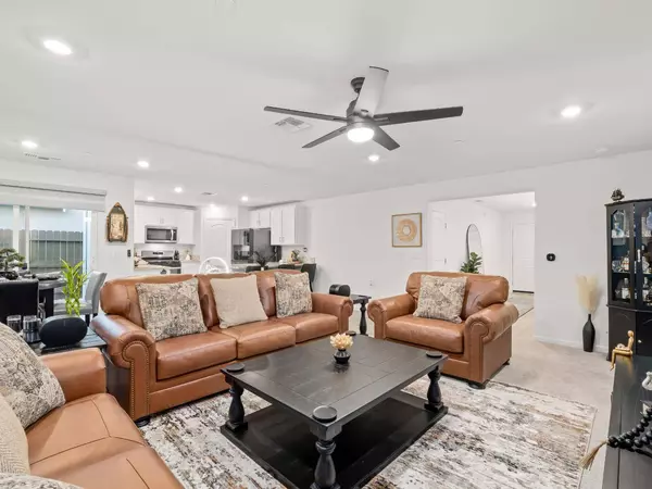 6656 E Washington AVE, Fresno, CA 93727