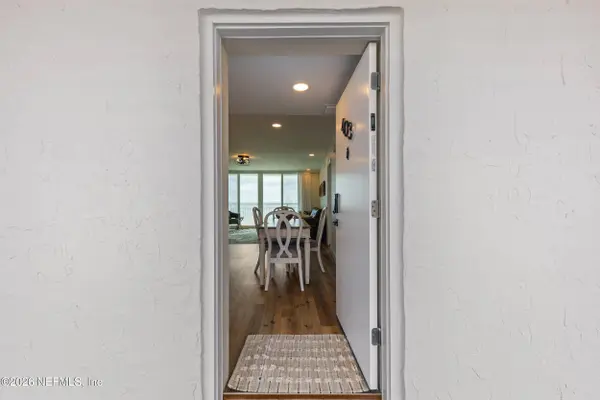 1601 OCEAN DR S #403, Jacksonville Beach, FL 32250