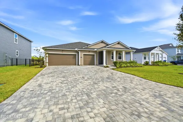 136 HOLLY CREEK DR, St. Johns, FL 32259