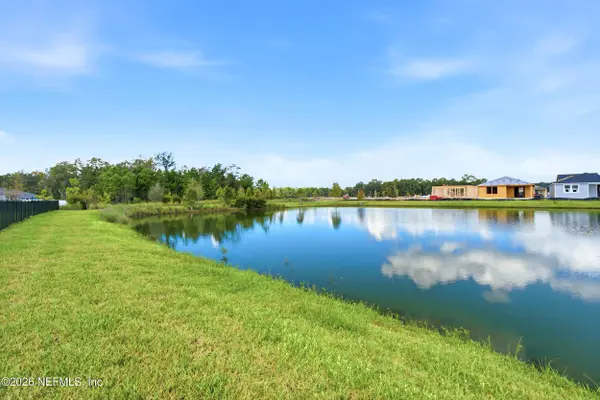 136 HOLLY CREEK DR, St. Johns, FL 32259