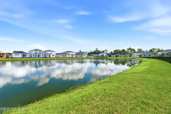 136 HOLLY CREEK DR, St. Johns, FL 32259