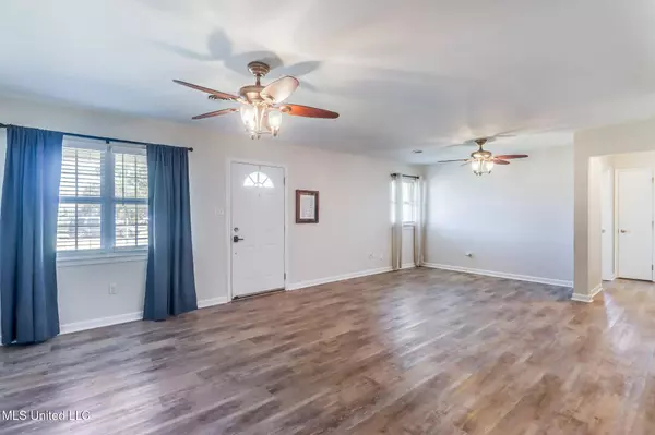 4301 Searle Avenue, Gulfport, MS 39507