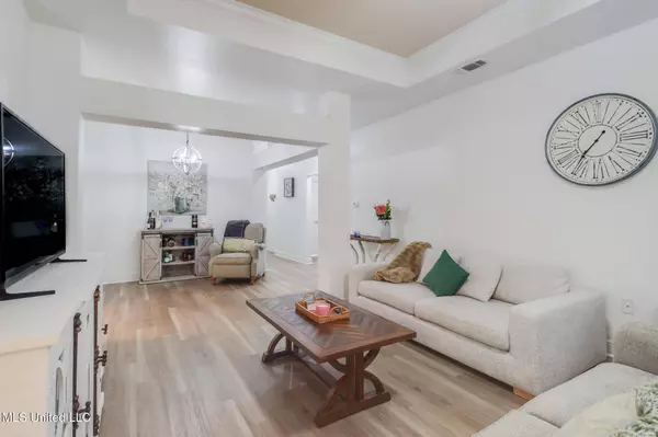 14001 Fox Hill Drive, Gulfport, MS 39503