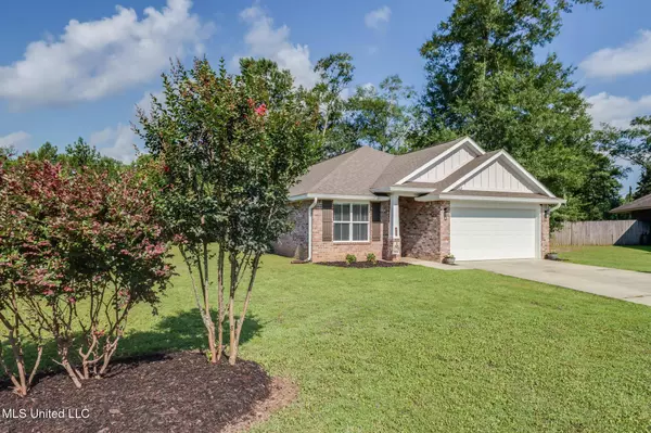 14001 Fox Hill Drive, Gulfport, MS 39503