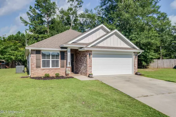 14001 Fox Hill Drive, Gulfport, MS 39503