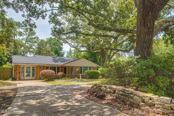 21 Woodglen Drive, Gulfport, MS 39507