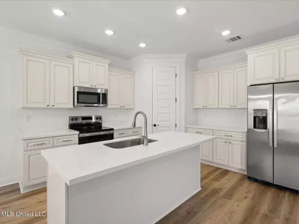 7974 Deerberry Court, Biloxi, MS 39532