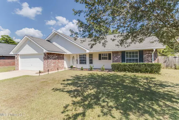 1624 Lori Drive, Ocean Springs, MS 39564