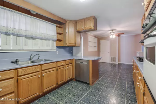 810 23rd Street, Gulfport, MS 39501