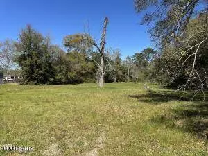 712 E Pass Road, Gulfport, MS 39507