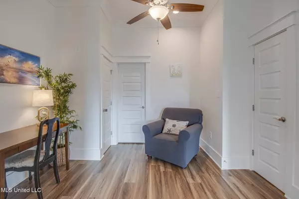 102 W Second Street, Pass Christian, MS 39571