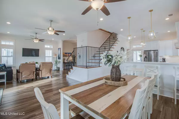 102 W Second Street, Pass Christian, MS 39571