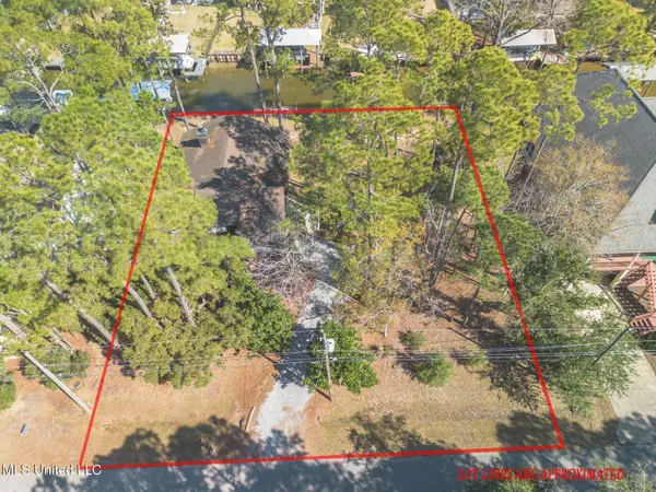 112 Dogwood Lane, Pass Christian, MS 39571