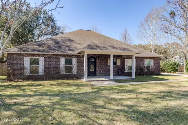 857 Reed Lane, Gulfport, MS 39507