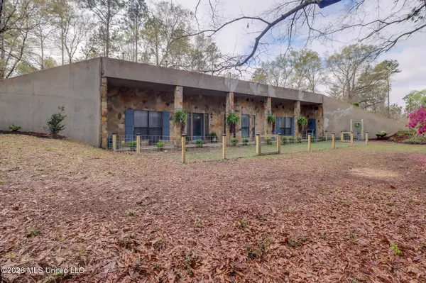 65 Gartman Road, Perkinston, MS 39573